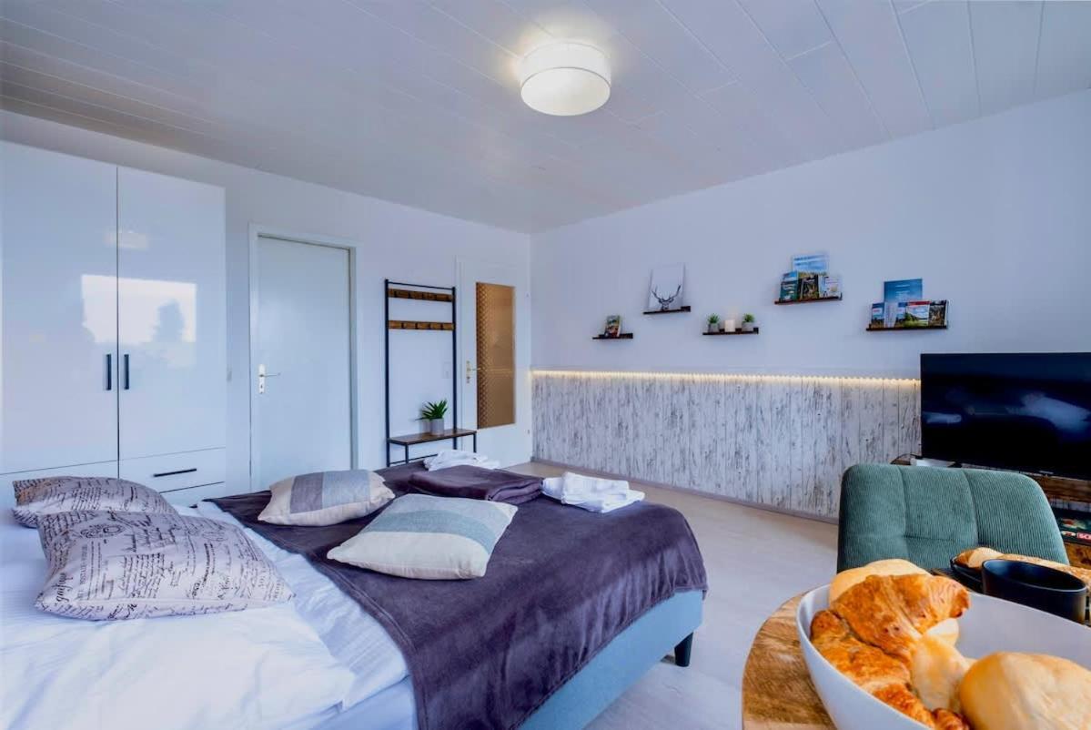 Relaxapartments Black Forest Nature Mit Beheiztem Indoor-Pool Und Sauna - Sonnenbalkon Mit Blick Ins Gruene, Schnelles Internet, Naehe Triberger Wasserfaelle, Fuer Bis Zu 2 Personen Schönwalde Kültér fotó